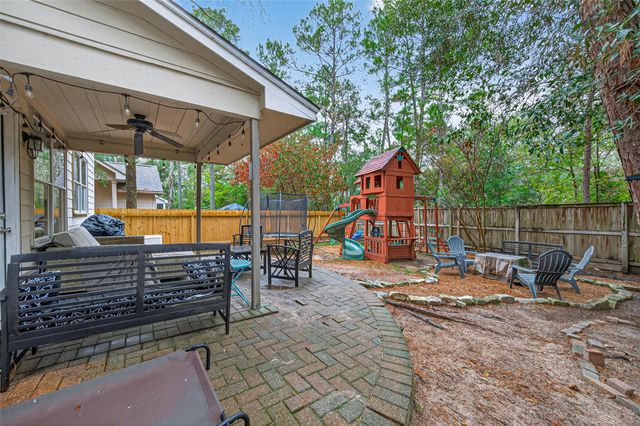 42 W Gaslight Place, The Woodlands, TX 77382