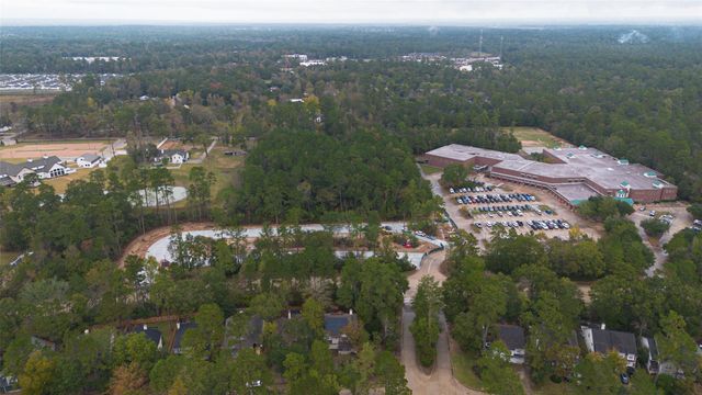 42 W Gaslight Place, The Woodlands, TX 77382