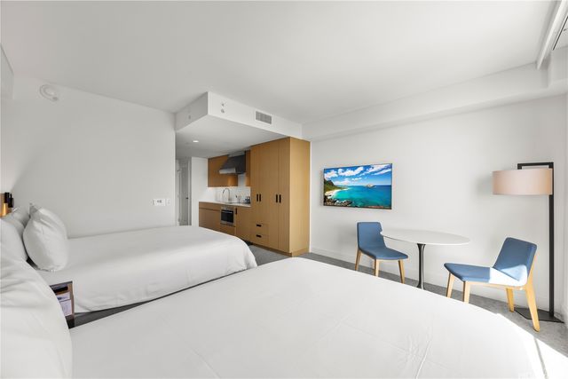 1390 Kapiolani Boulevard 3407, Honolulu, HI 96814