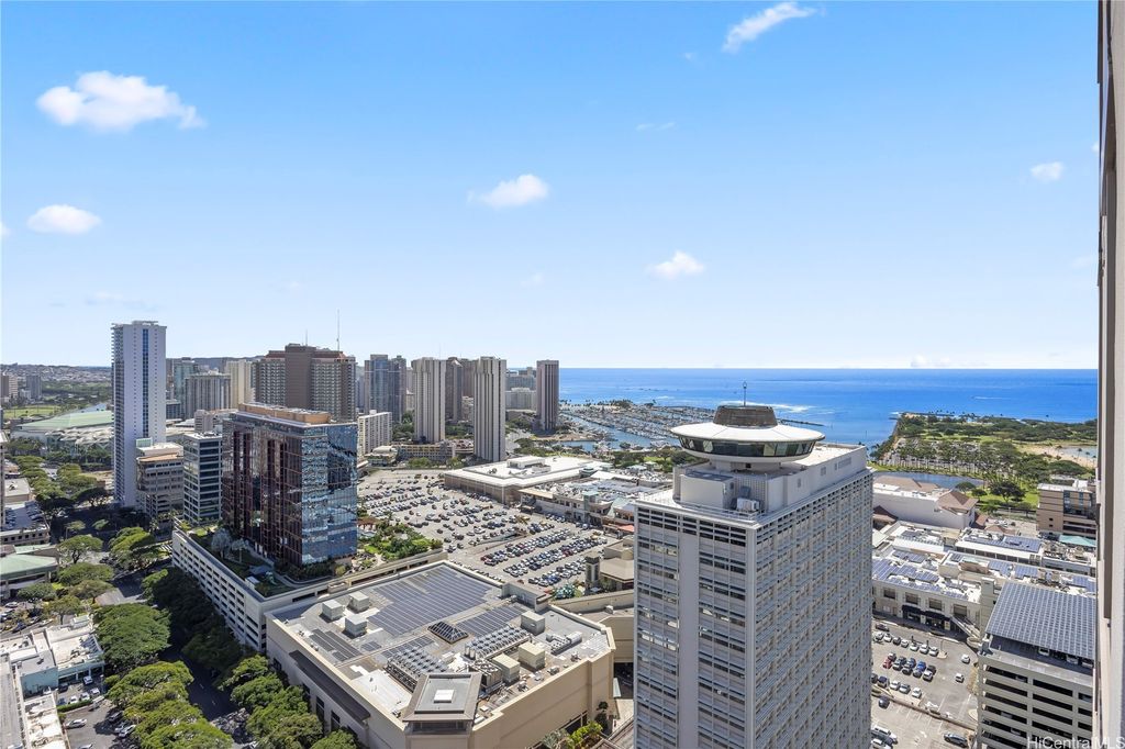 1390 Kapiolani Boulevard 3407, Honolulu, HI 96814