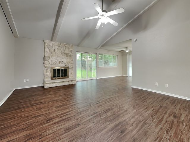 829 Via Valencia, Mesquite, TX 75150