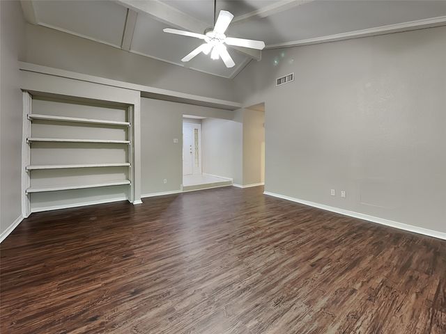 829 Via Valencia, Mesquite, TX 75150