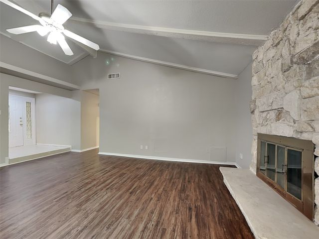 829 Via Valencia, Mesquite, TX 75150