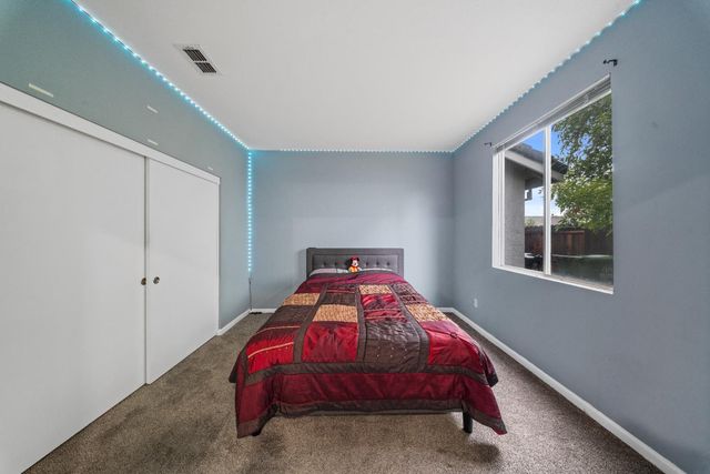 8809 Coral Berry Way, Elk Grove, CA 95624