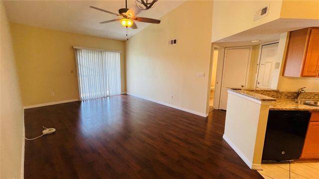 1932 LAKE ATRIUMS CIRCLE 74, Orlando, FL 32839