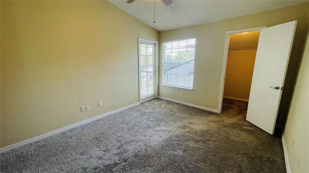 Image 14 of property listing at 1932 LAKE ATRIUMS CIRCLE 74, Orlando, FL 32839