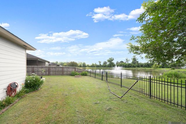 1275 Madrid Ave, St Gabriel, LA 70776