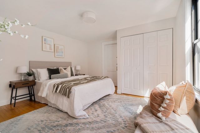 10 Washington Ave. 2, Waltham, MA 02453