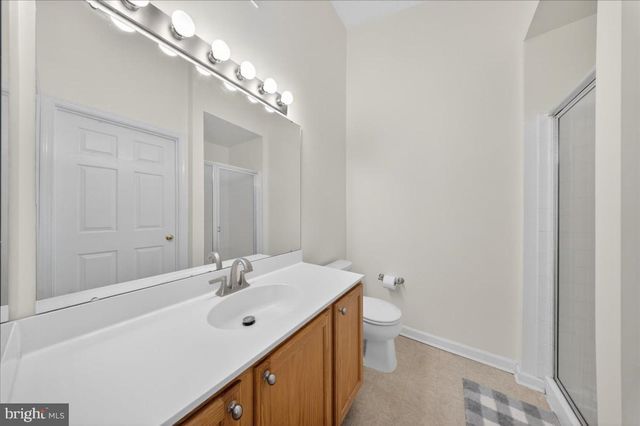 111 W NEWTOWN PL, Newark, DE 19702