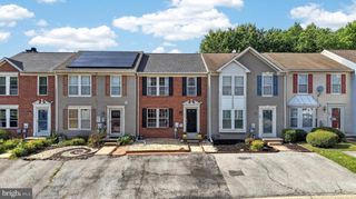 111 W NEWTOWN PL, Newark, DE 19702