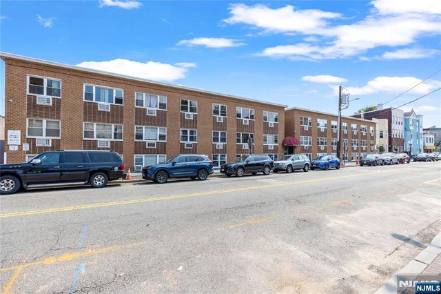 120 32nd Street 2B, Union City, NJ 07087