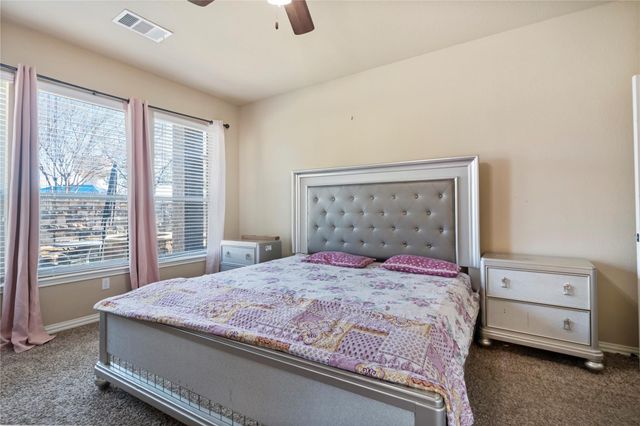 221 Monahans DR, Georgetown, TX 78628