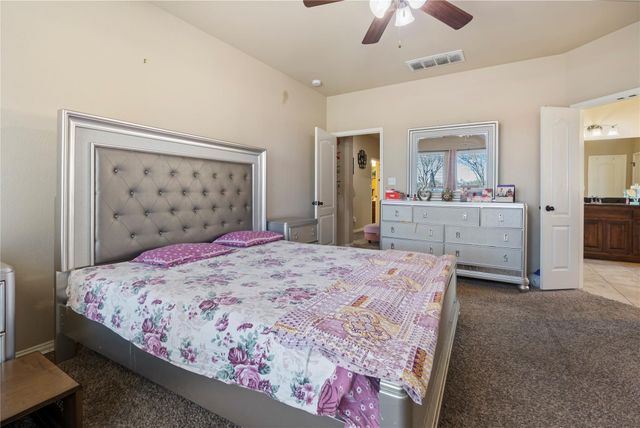 221 Monahans DR, Georgetown, TX 78628