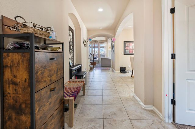 221 Monahans DR, Georgetown, TX 78628