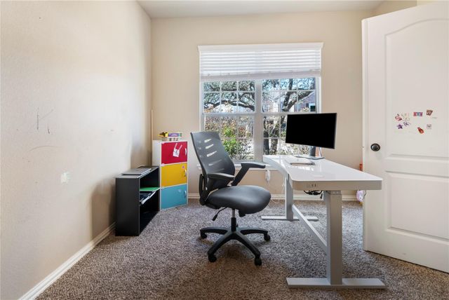 221 Monahans DR, Georgetown, TX 78628