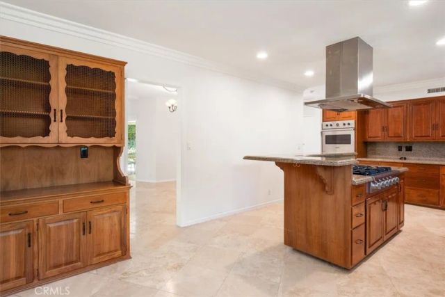 3969 Longridge, Studio City, CA 91604