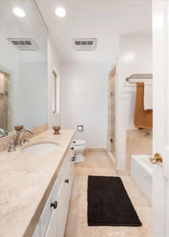3969 Longridge, Studio City, CA 91604