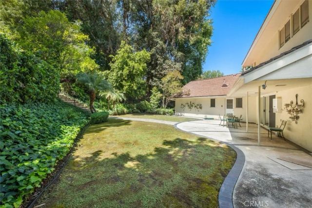 3969 Longridge, Studio City, CA 91604