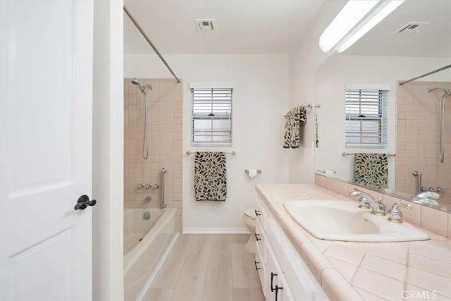 3969 Longridge, Studio City, CA 91604