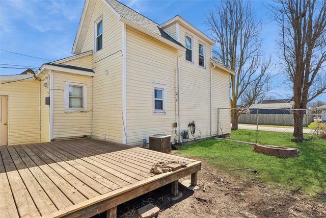 204 E Jackson Street, Pleasantville, IA 50225