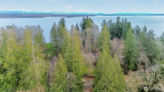4203 SE Camano Drive, Camano Island, WA 98282