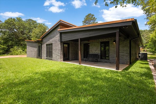 215 Brookside Drive, Hideaway, TX 75771