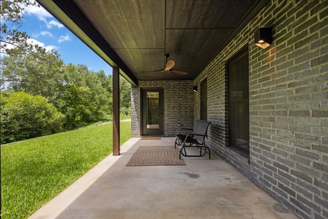 215 Brookside Drive, Hideaway, TX 75771