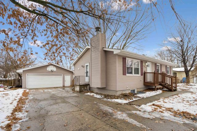 1051 Kaplan Drive, Waterloo, IA 50702