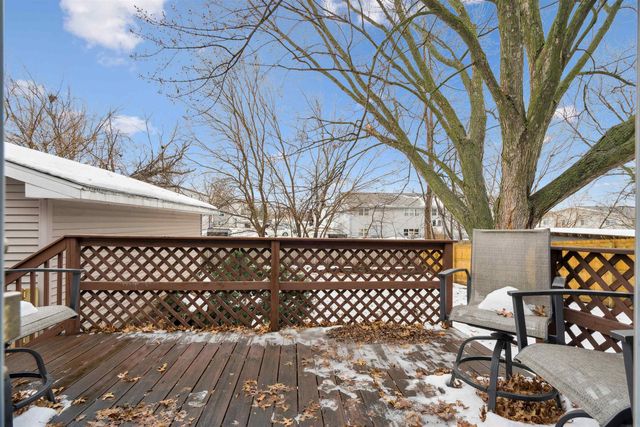 1051 Kaplan Drive, Waterloo, IA 50702