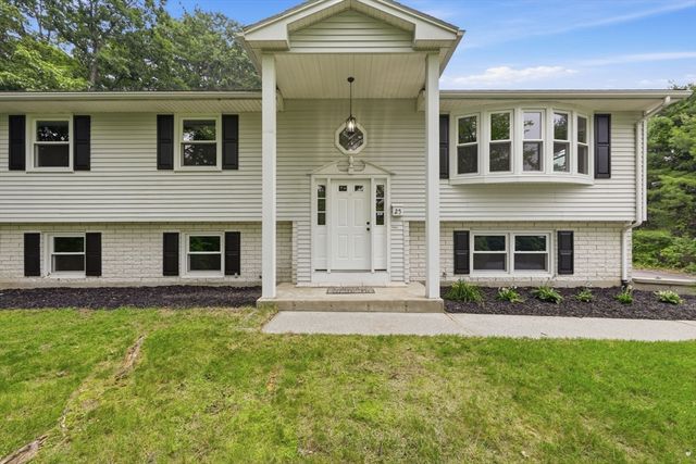 25 Norma St, Palmer, MA 01069