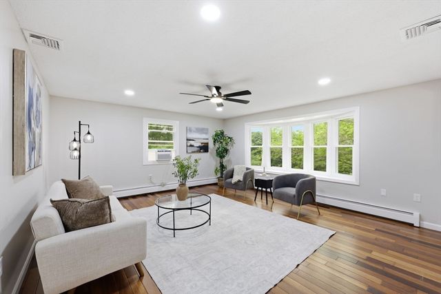 25 Norma St, Palmer, MA 01069