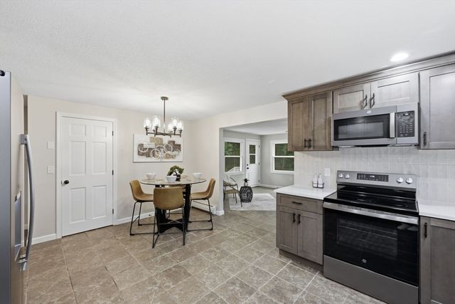 25 Norma St, Palmer, MA 01069