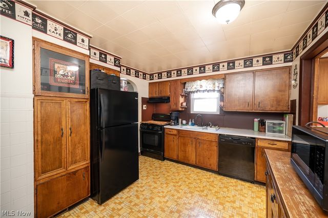 59 Bouquet Avenue, Youngstown, OH 44509