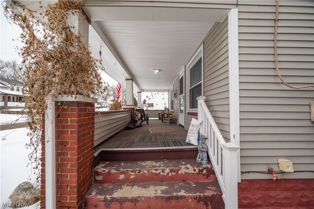 59 Bouquet Avenue, Youngstown, OH 44509