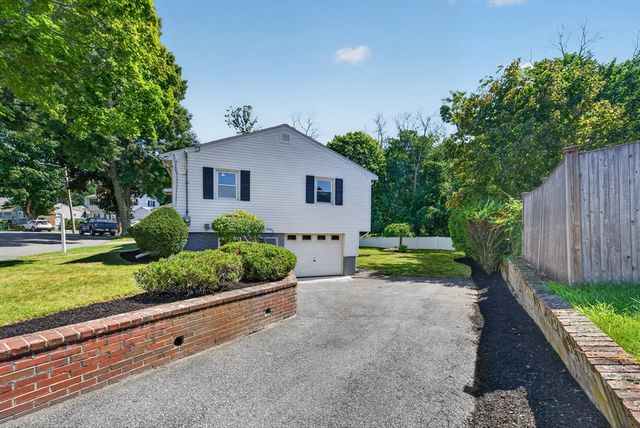 42 Bickford St, Lynn, MA 01904
