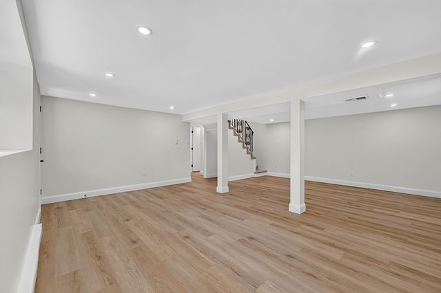 42 Bickford St, Lynn, MA 01904