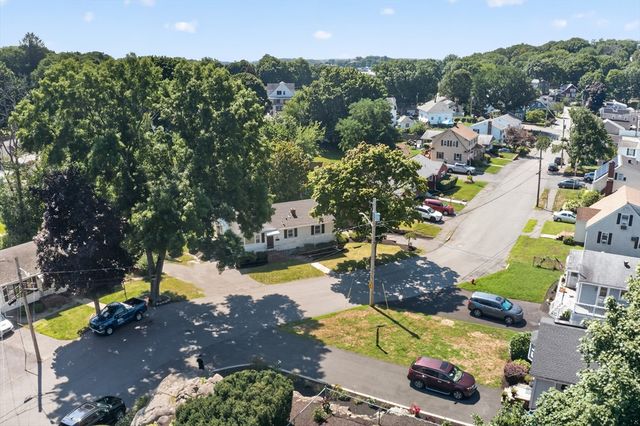 42 Bickford St, Lynn, MA 01904