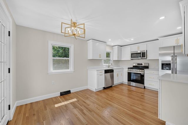 42 Bickford St, Lynn, MA 01904