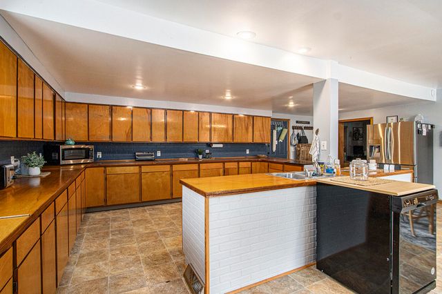 12350 Sonoma Road, Battle Creek, MI 49015