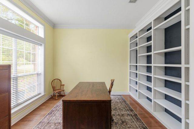 3905 N Briarwood Drive, Brenham, TX 77833