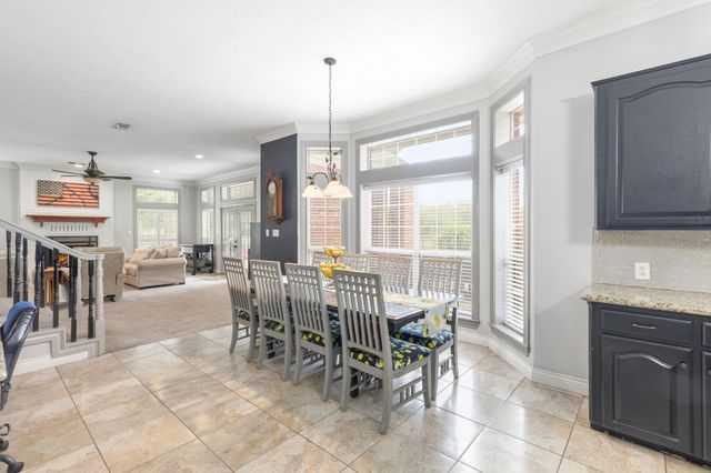 3905 N Briarwood Drive, Brenham, TX 77833