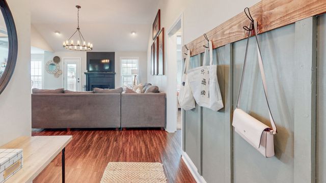 939 Cindy Jo Ct, Clarksville, TN 37040