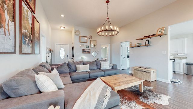 939 Cindy Jo Ct, Clarksville, TN 37040