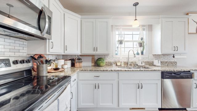 939 Cindy Jo Ct, Clarksville, TN 37040