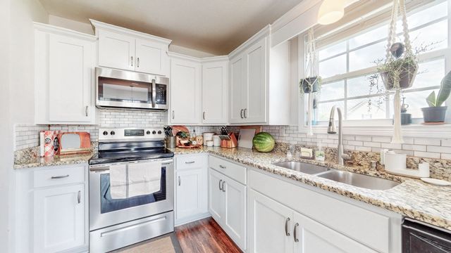 939 Cindy Jo Ct, Clarksville, TN 37040