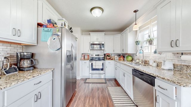 939 Cindy Jo Ct, Clarksville, TN 37040