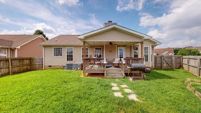 939 Cindy Jo Ct, Clarksville, TN 37040