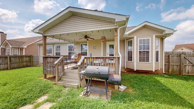 939 Cindy Jo Ct, Clarksville, TN 37040