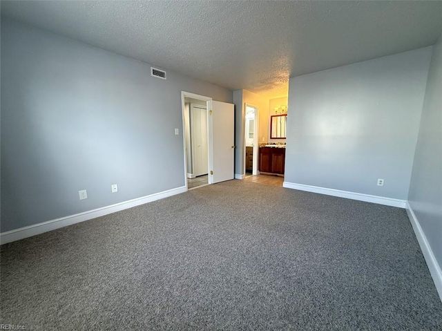 616 Spirit CT, Virginia Beach, VA 23462