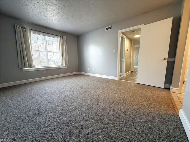 616 Spirit CT, Virginia Beach, VA 23462